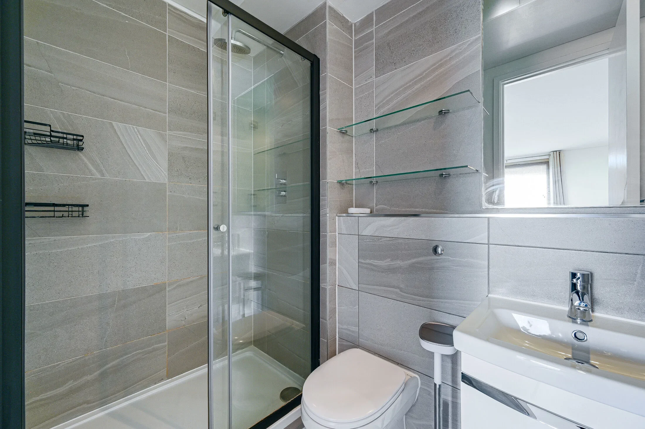 Flat West Parkside in Greater London