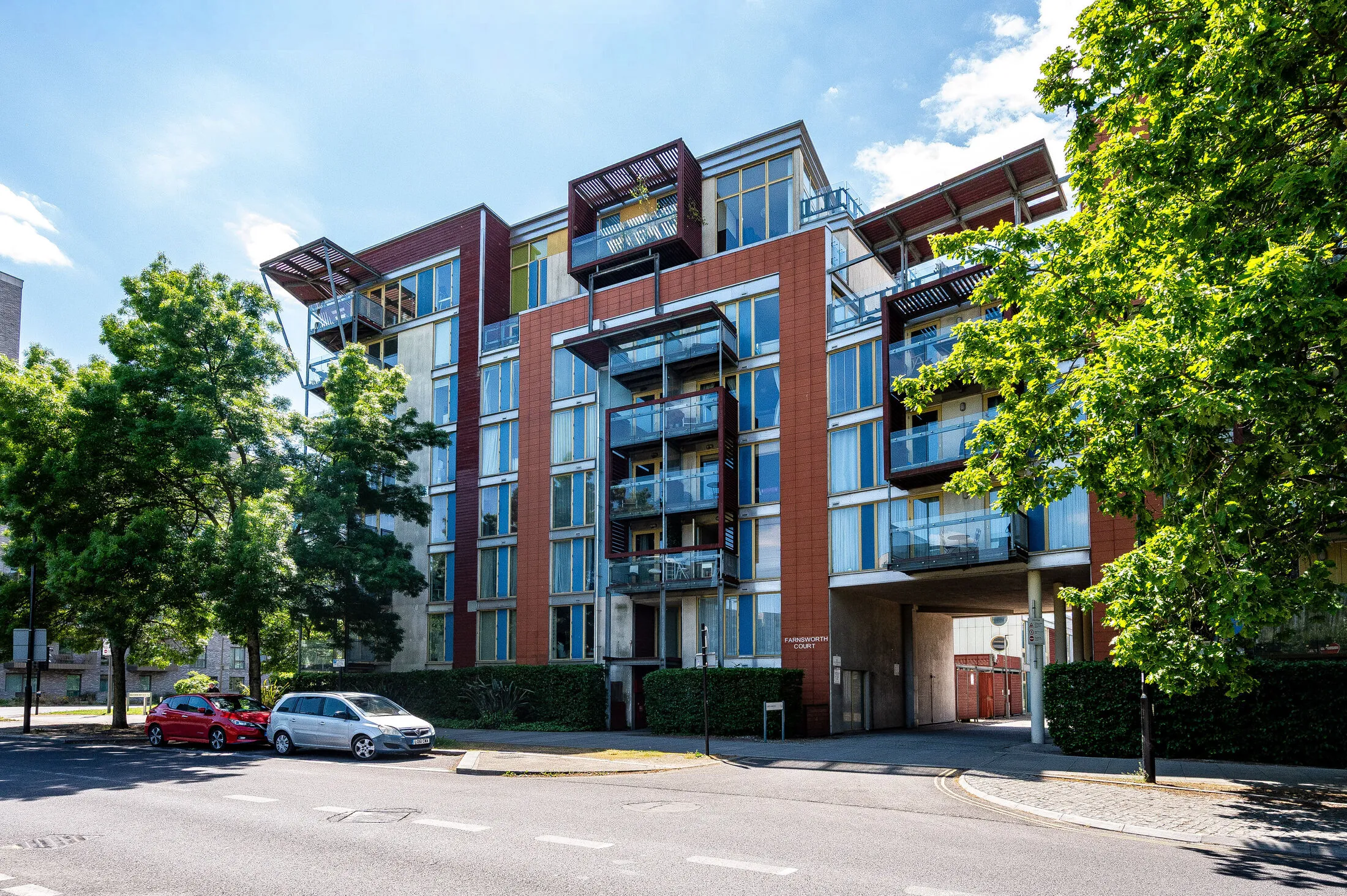 Flat West Parkside in Greater London