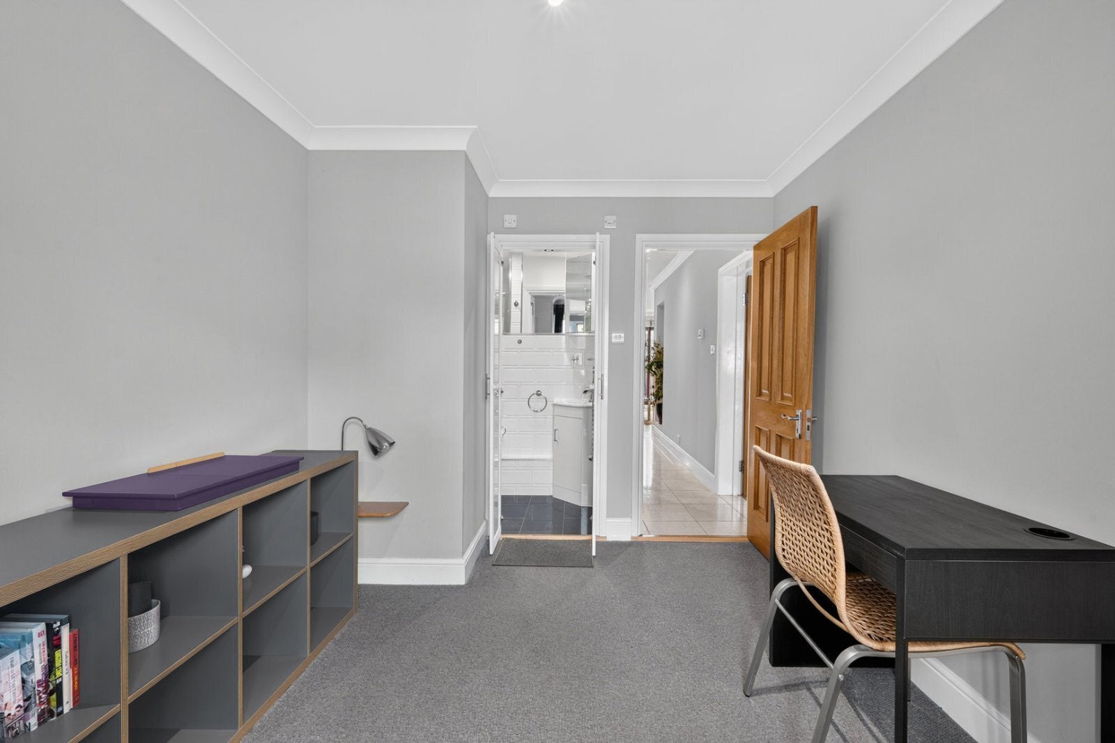 Flat Prince of Wales Terrace in Greater London
