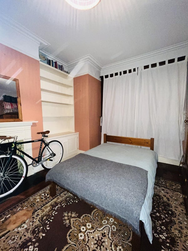 Room Greyswood Street in Greater London