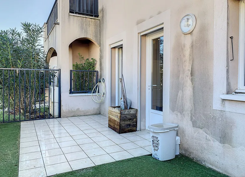 Flat Avenue Jean Moulin in Calas