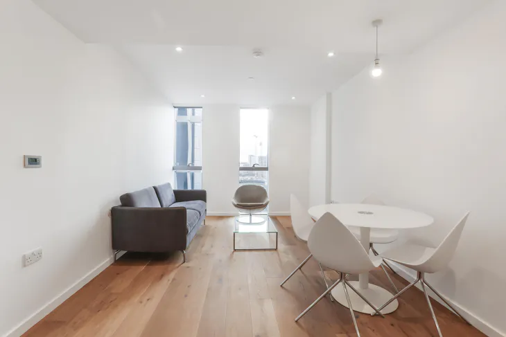 Flat Wood Lane in Greater London