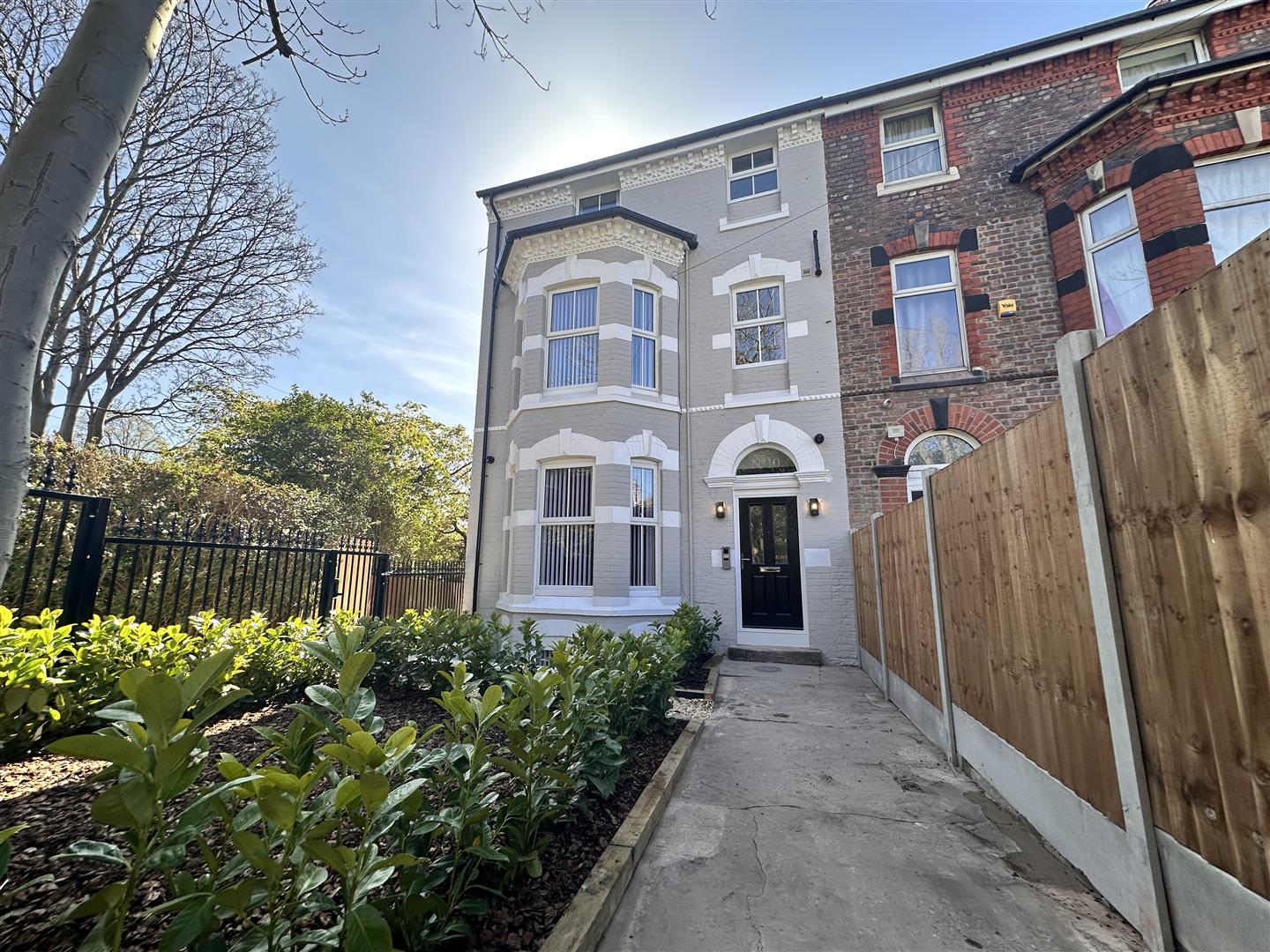 Flat Carlton Road in Golborne
