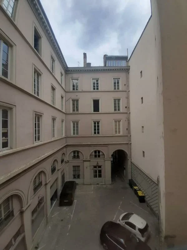 Appartement Place du Port-Neuville à Lyon