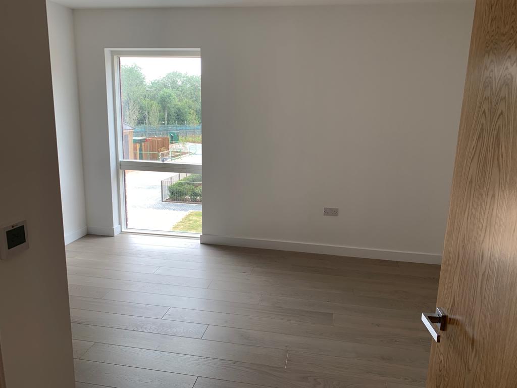 Flat Achill Close in Greater London
