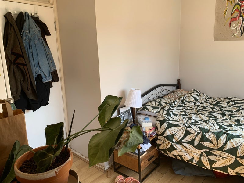 Room Regal Close in Greater London