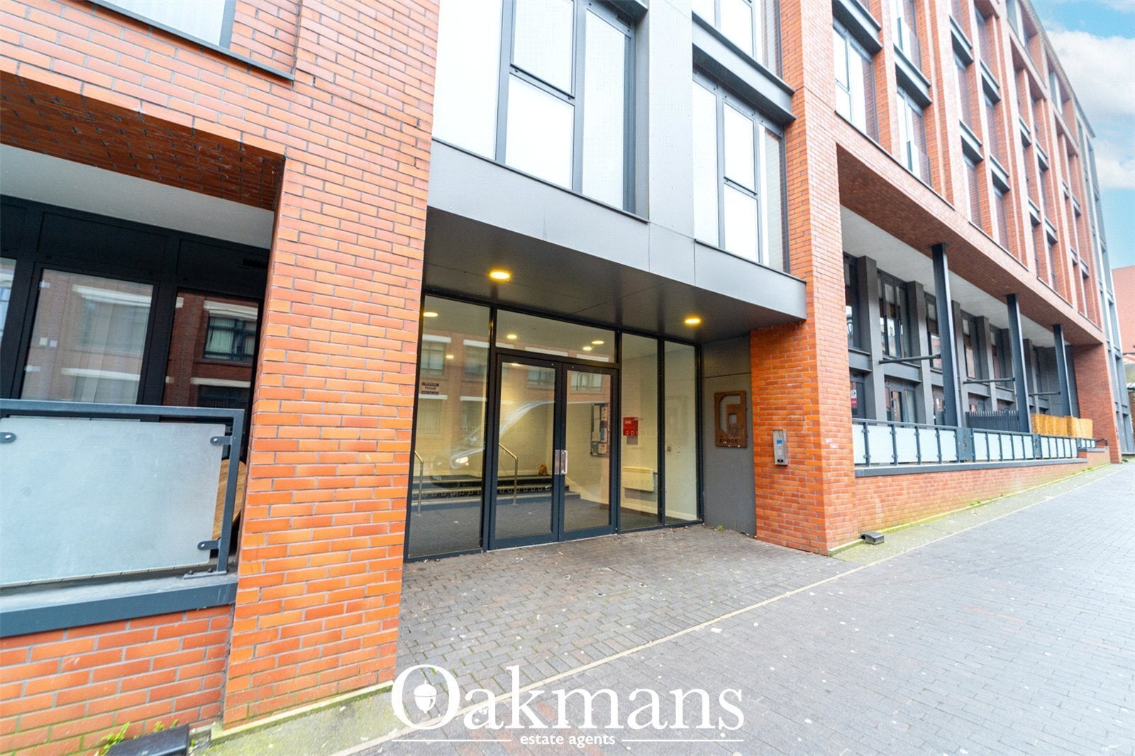 Flat Birchall Street in Birmingham