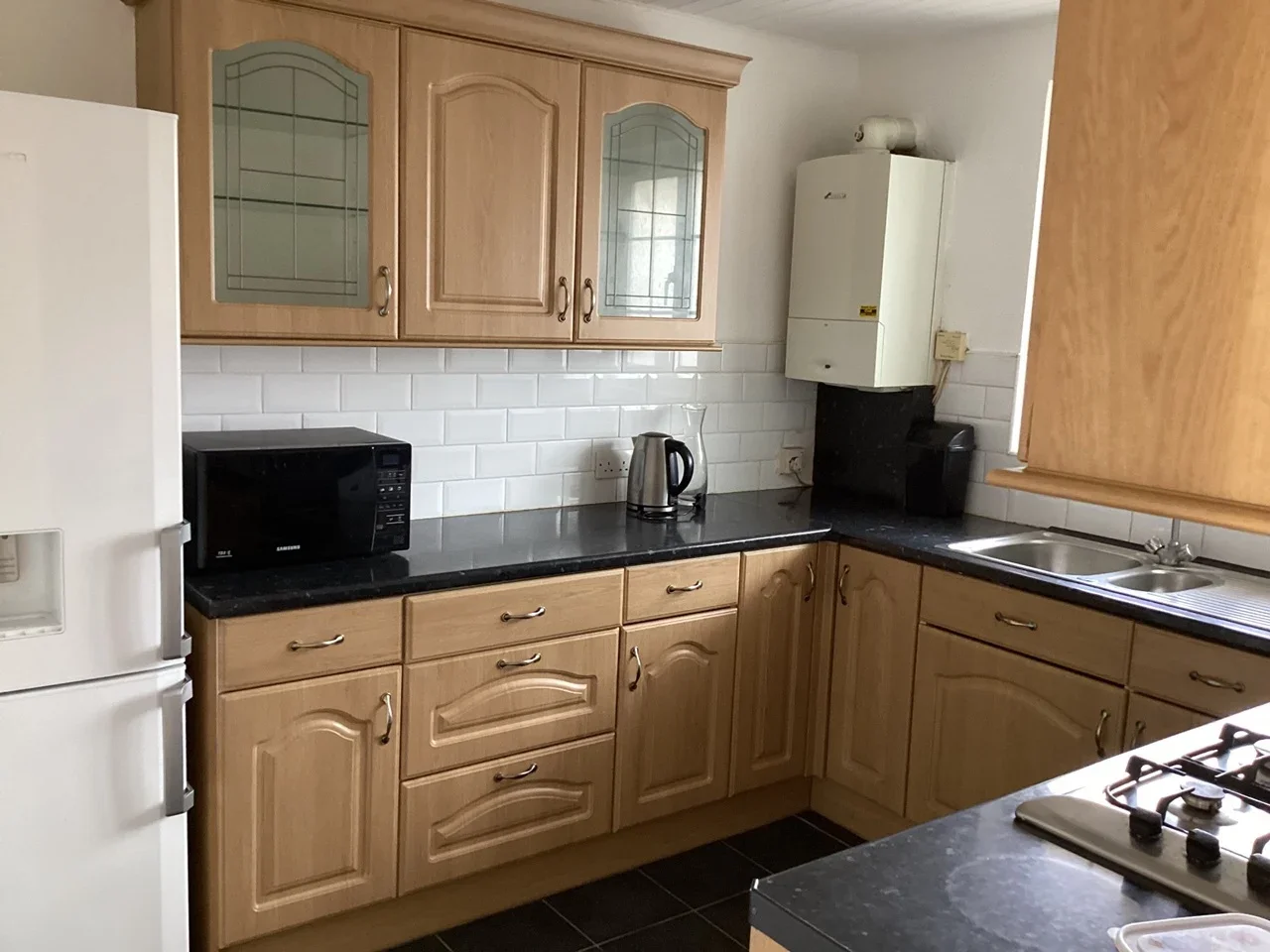 Flat Feltham Road in Greater London