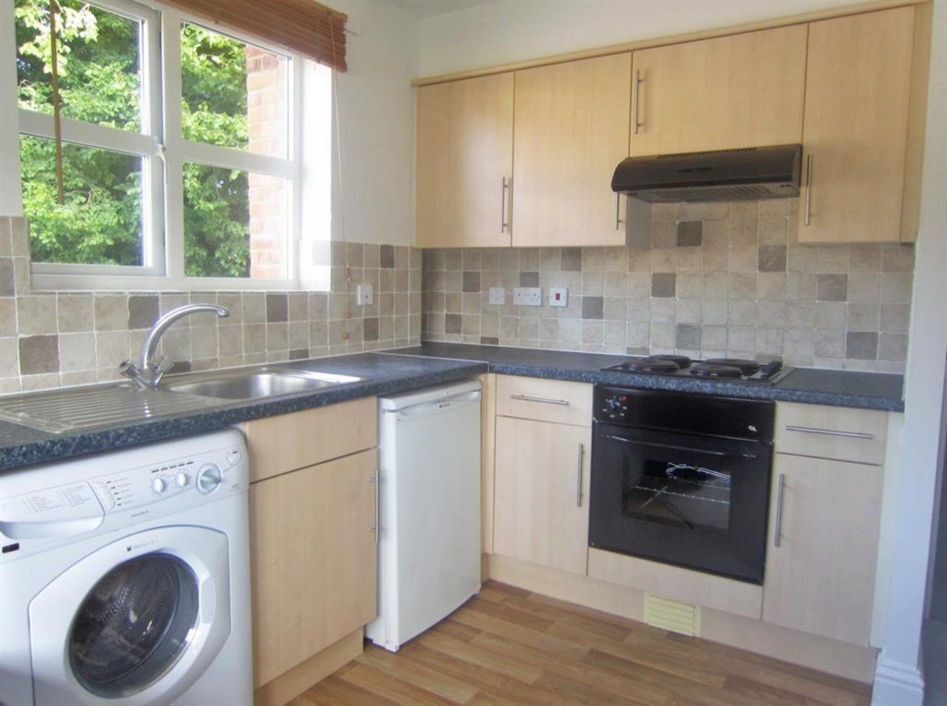 Flat Faraday Road in Stevenage
