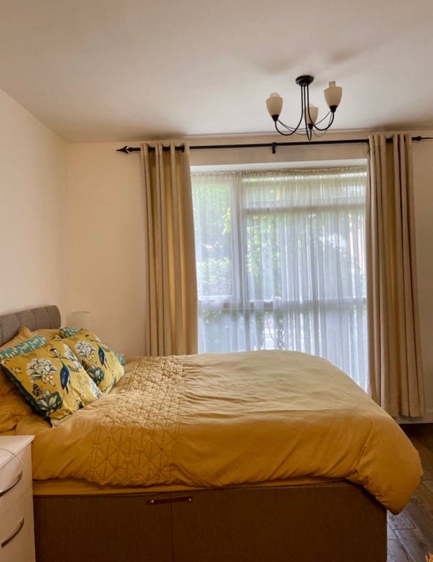 Room Putney Hill in Greater London