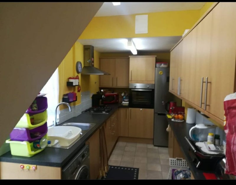 Room Nelson Road in Ipswich