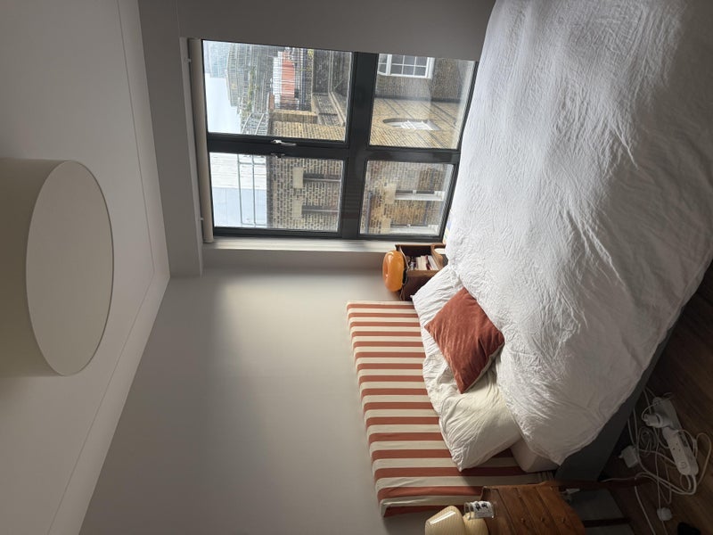 Room King's Scholars' Passage in City of Westminster