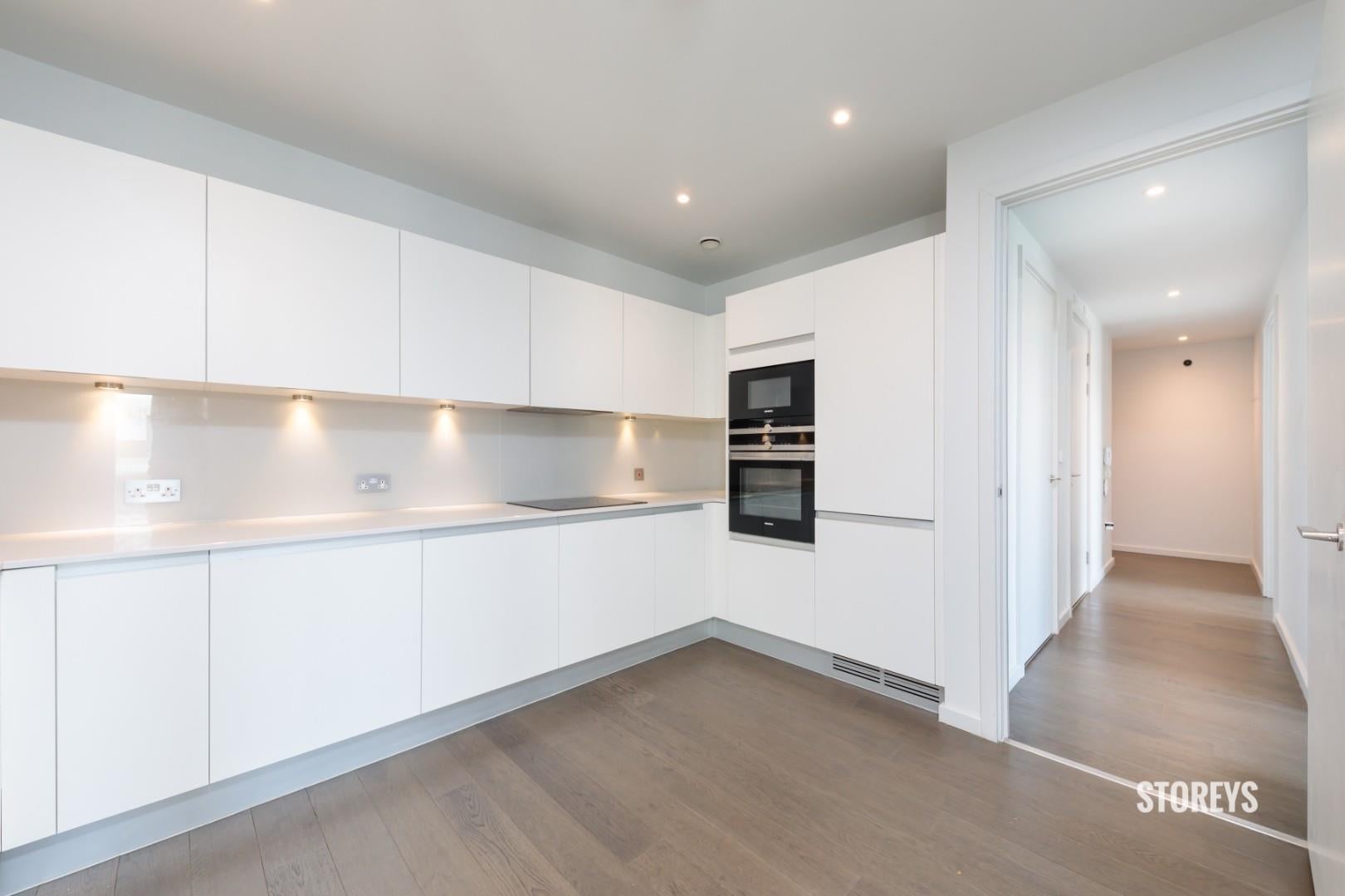Flat York Way in Greater London