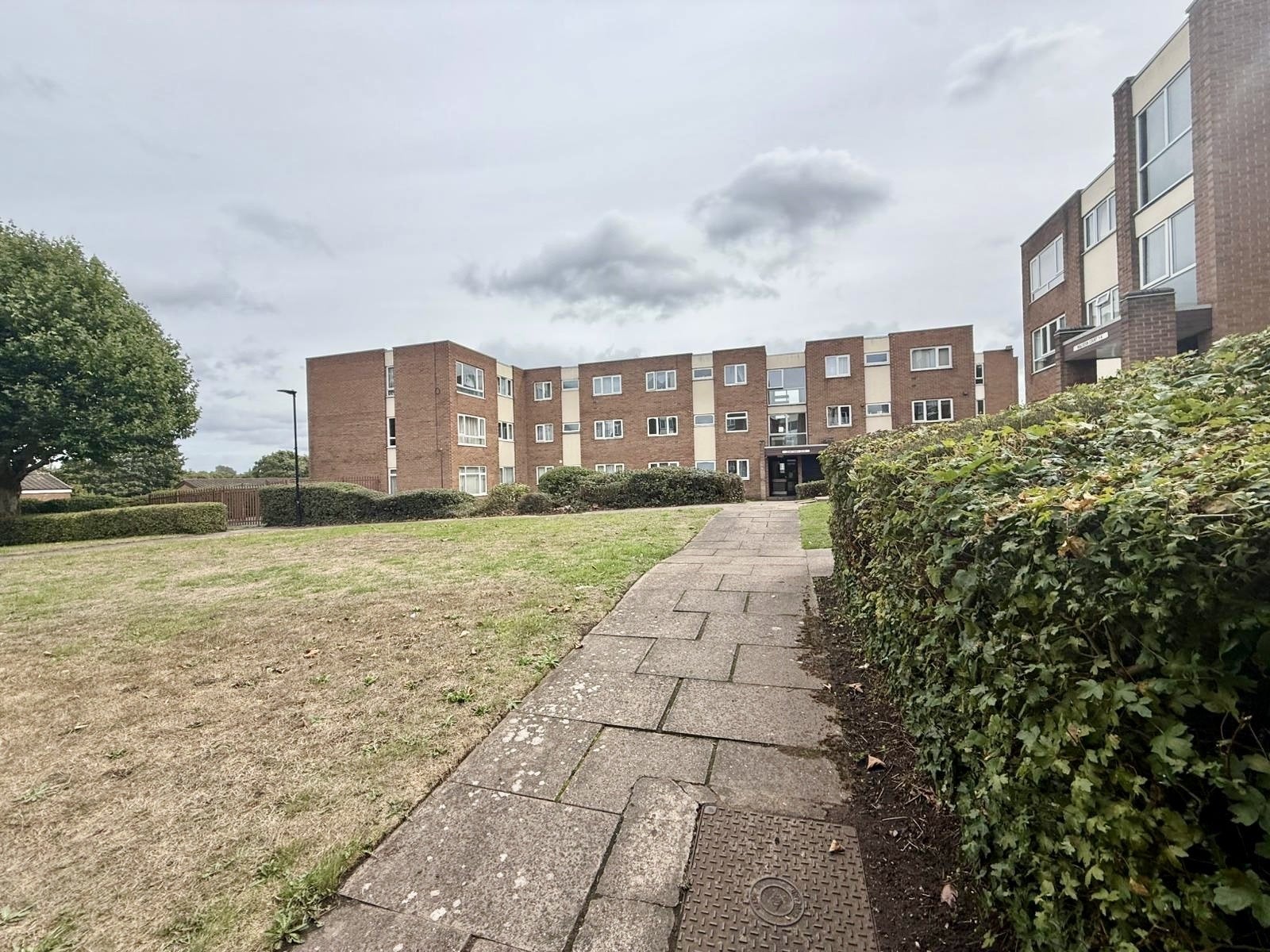 Flat North Park Road in Birmingham
