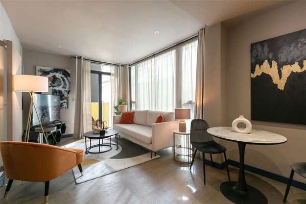 Flat High Holborn in Greater London