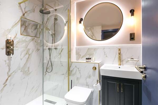 Flat High Holborn in Greater London