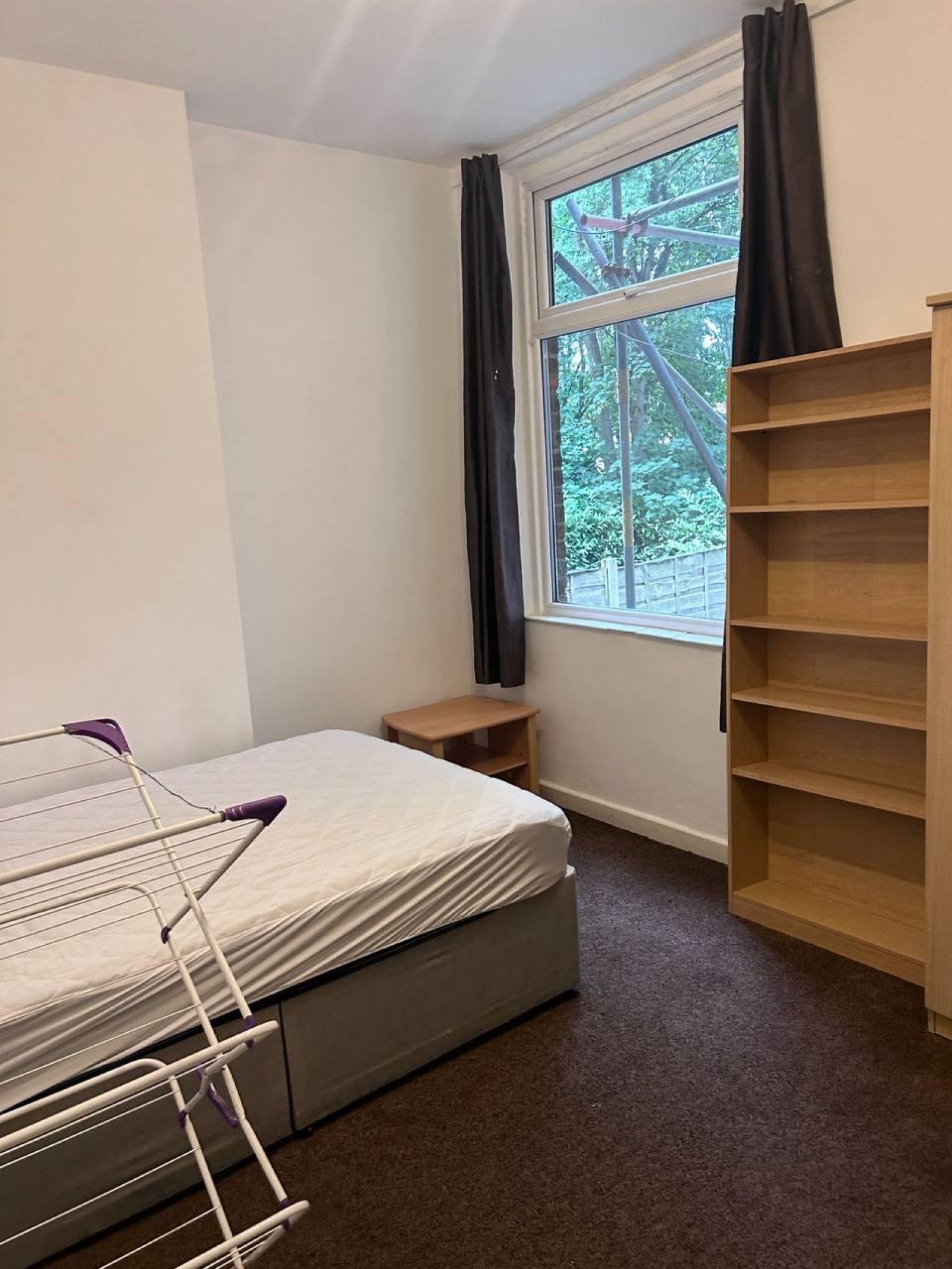 Flat Derby Road in Manchester