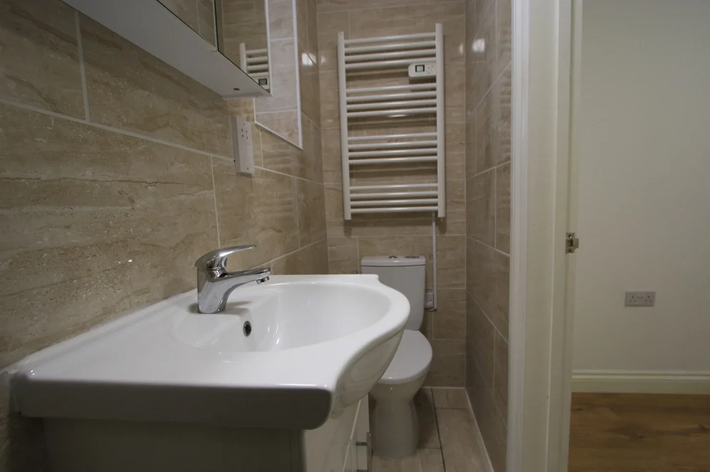Flat Walworth Place in Greater London