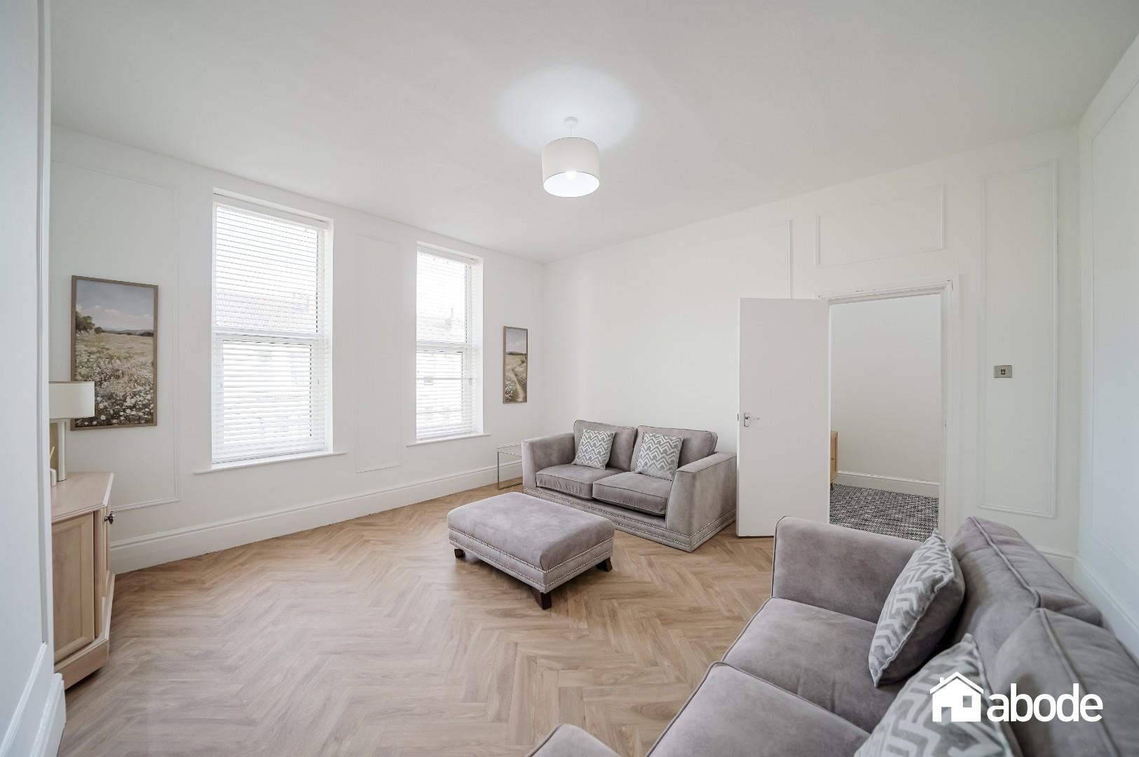 Flat Courtenay Road in Liverpool