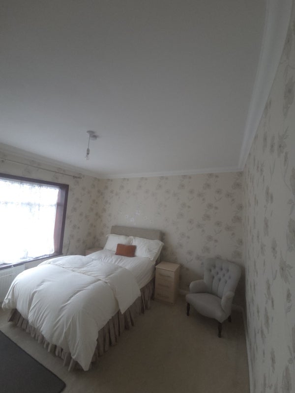 Room Gordon Road in Greater London