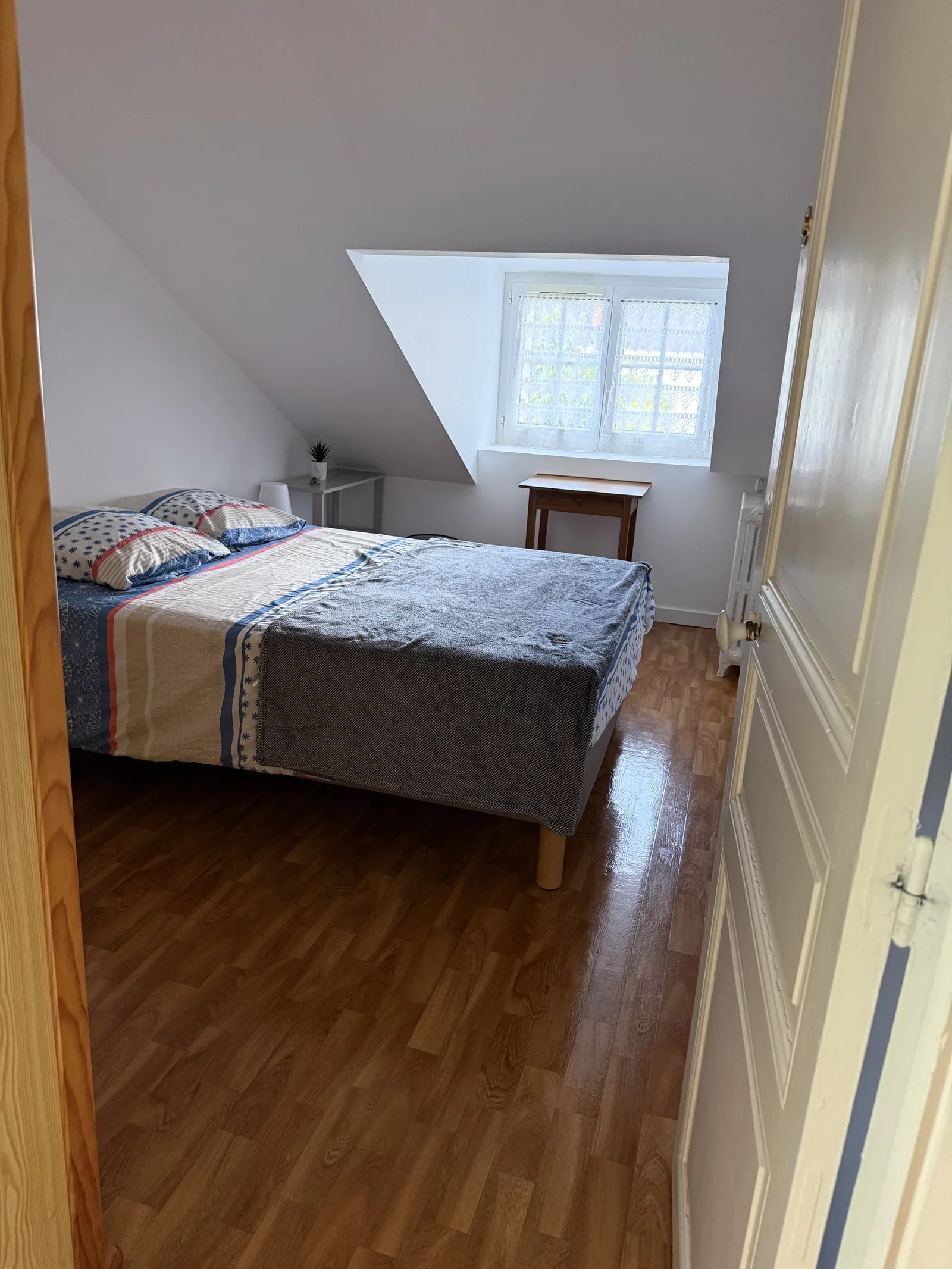 Chambre Rue Lamartine à Châteauroux