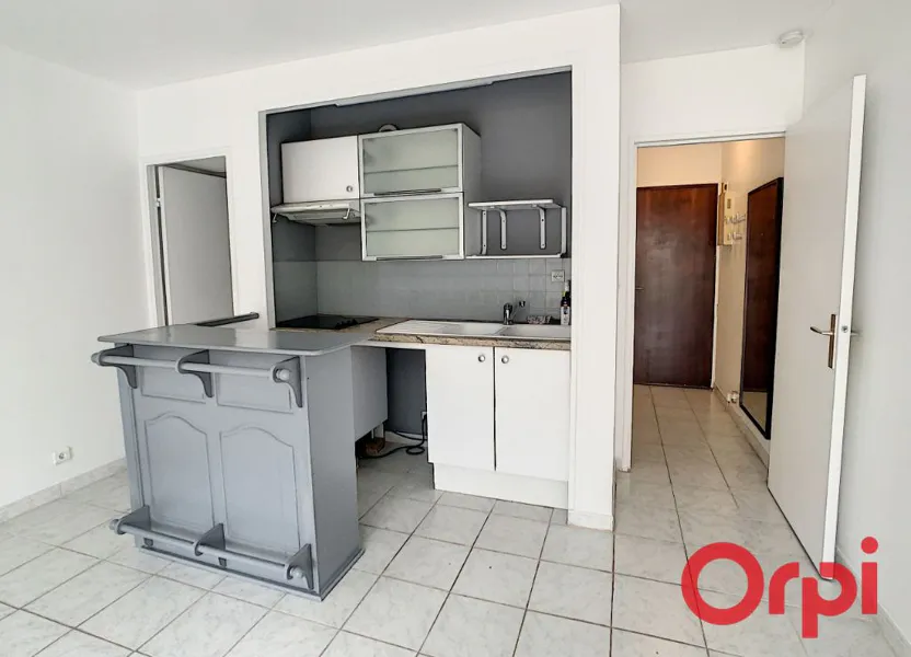 Appartement Rue Joseph Lahuec à Châtenay-Malabry