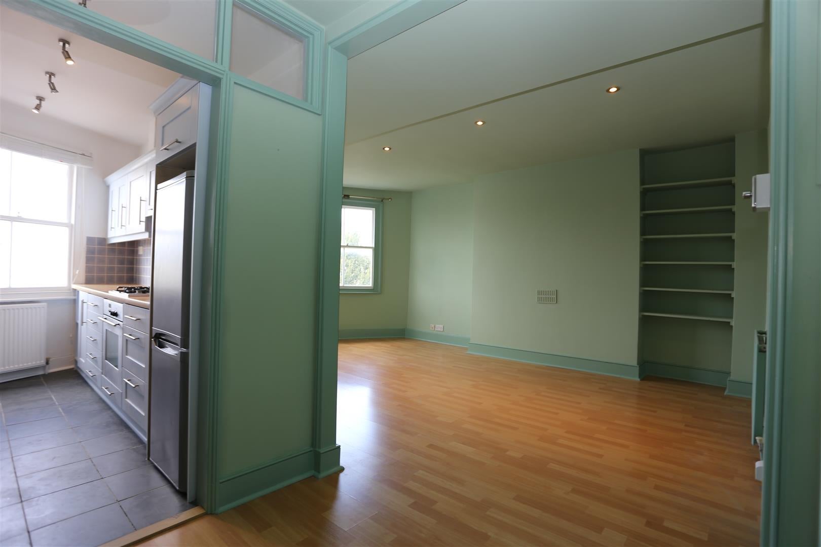Flat Lansdowne Place in Hove