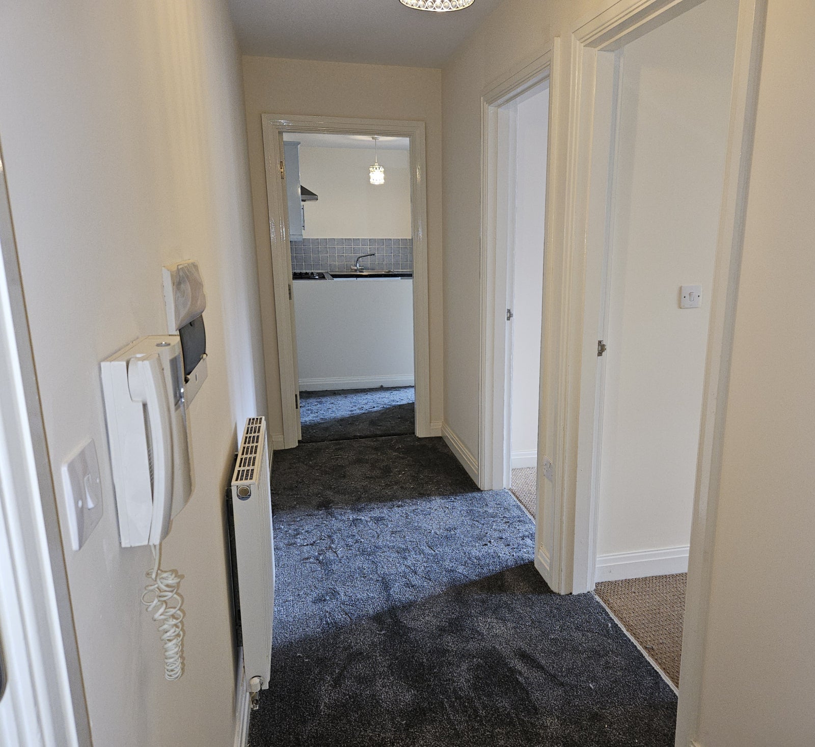 Flat Halifax Road in Kirklees