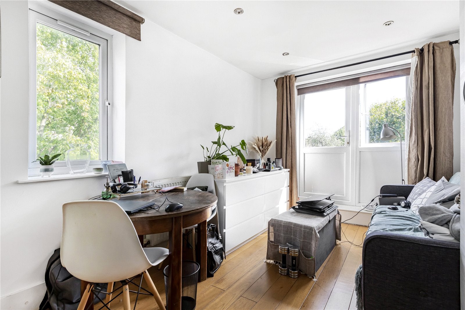 Flat Campbell Road in Greater London