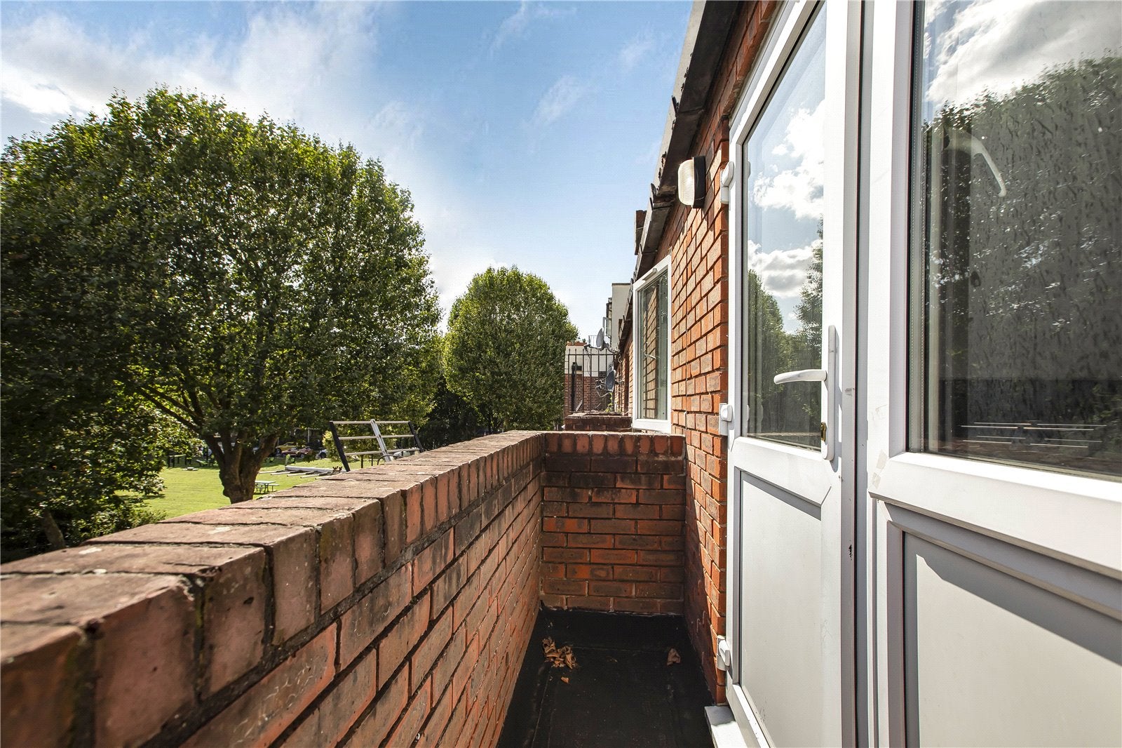 Flat Campbell Road in Greater London