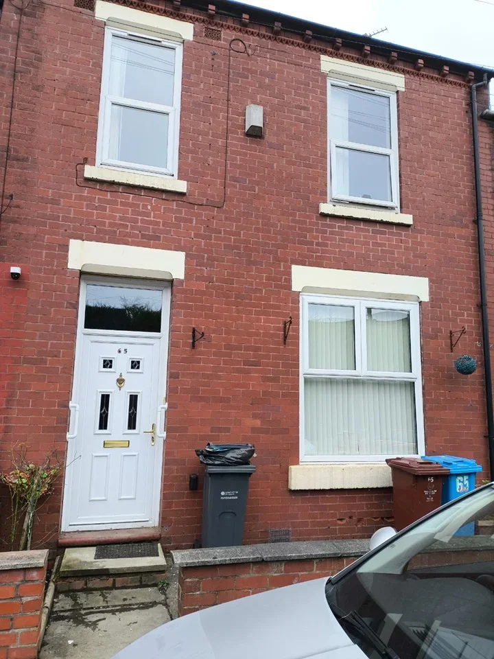 House Chauncy Road in Manchester