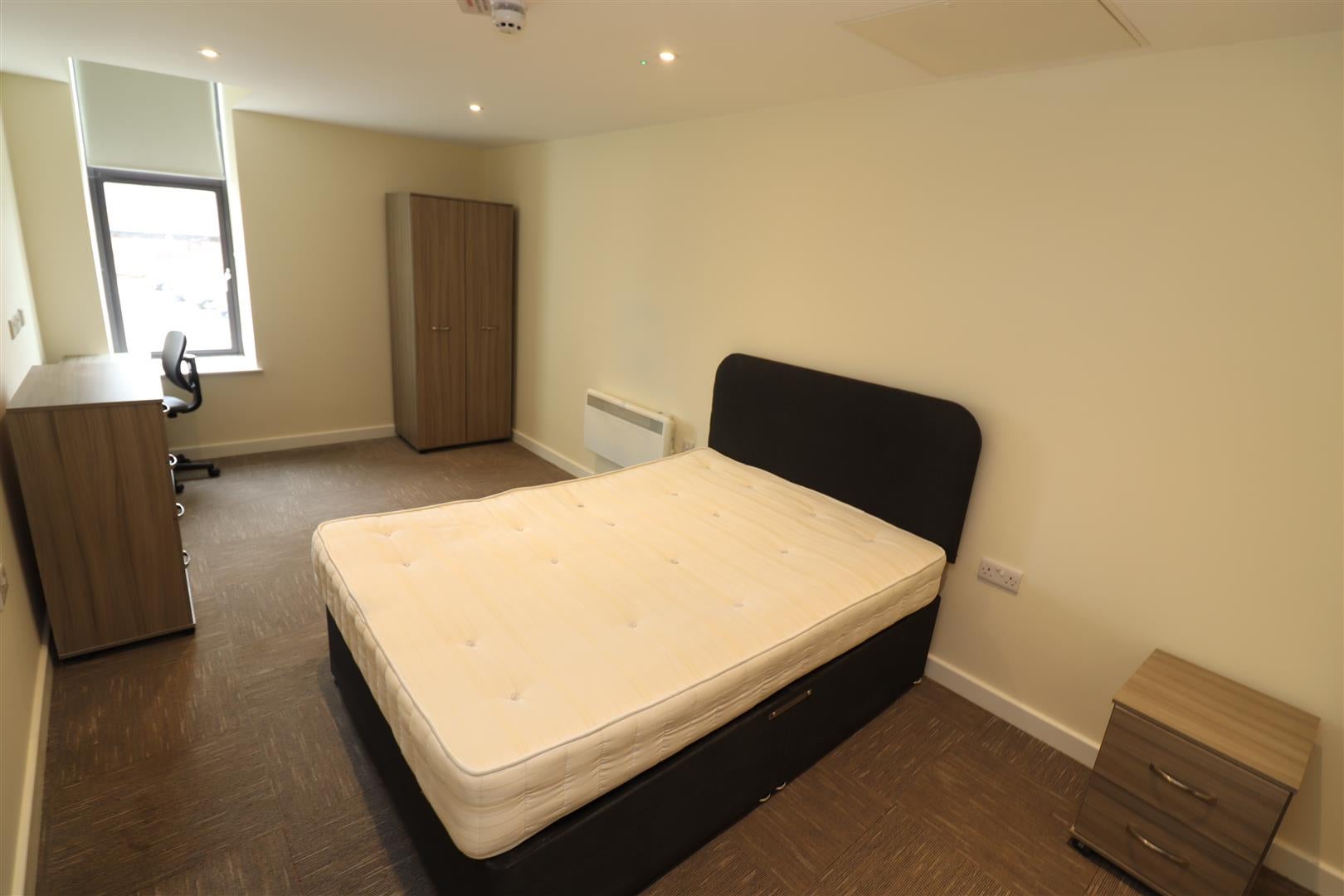 Room St Giles Street in Northampton