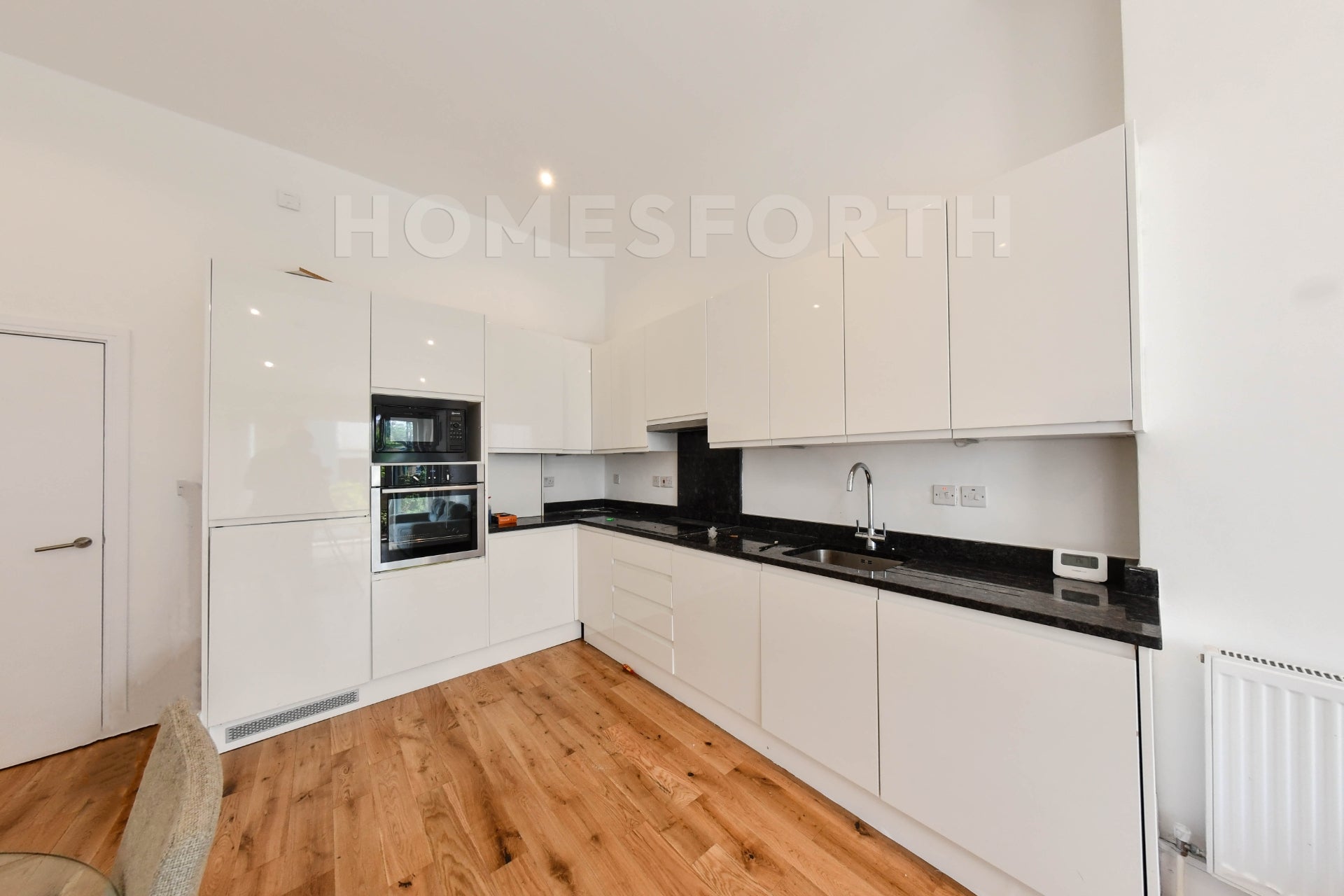 Flat Brondesbury Road in Greater London