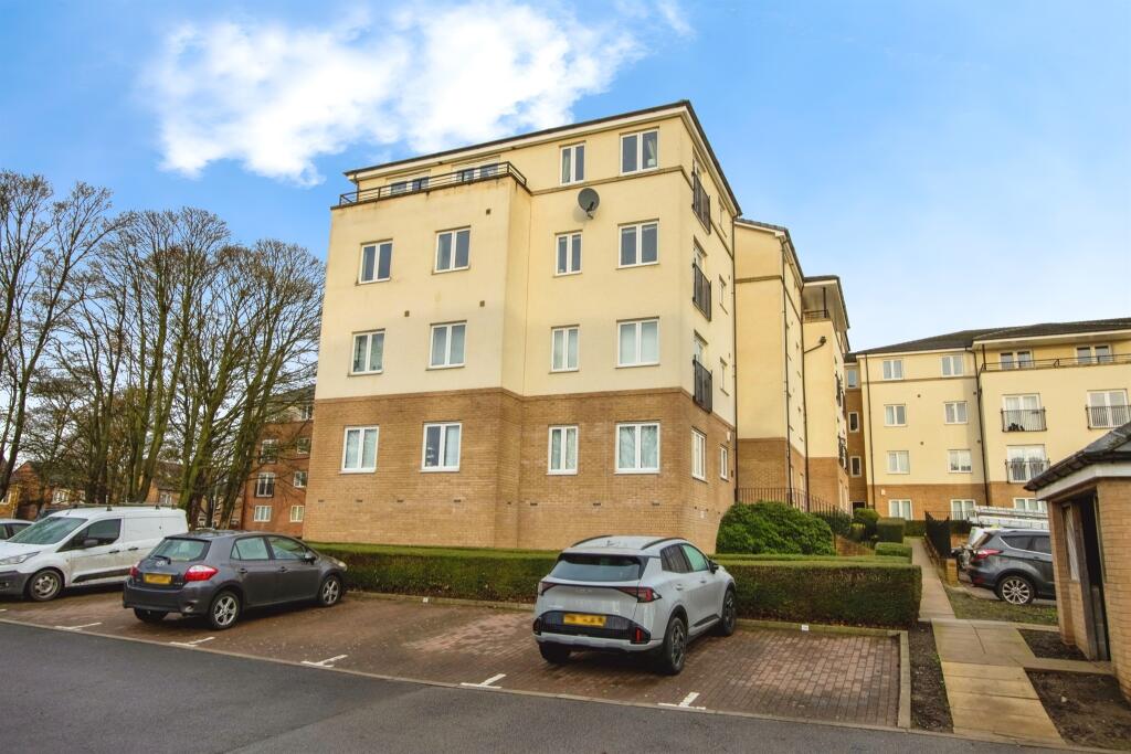 Flat Ash Court in Leeds