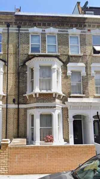 Flat Radipole Road in Greater London