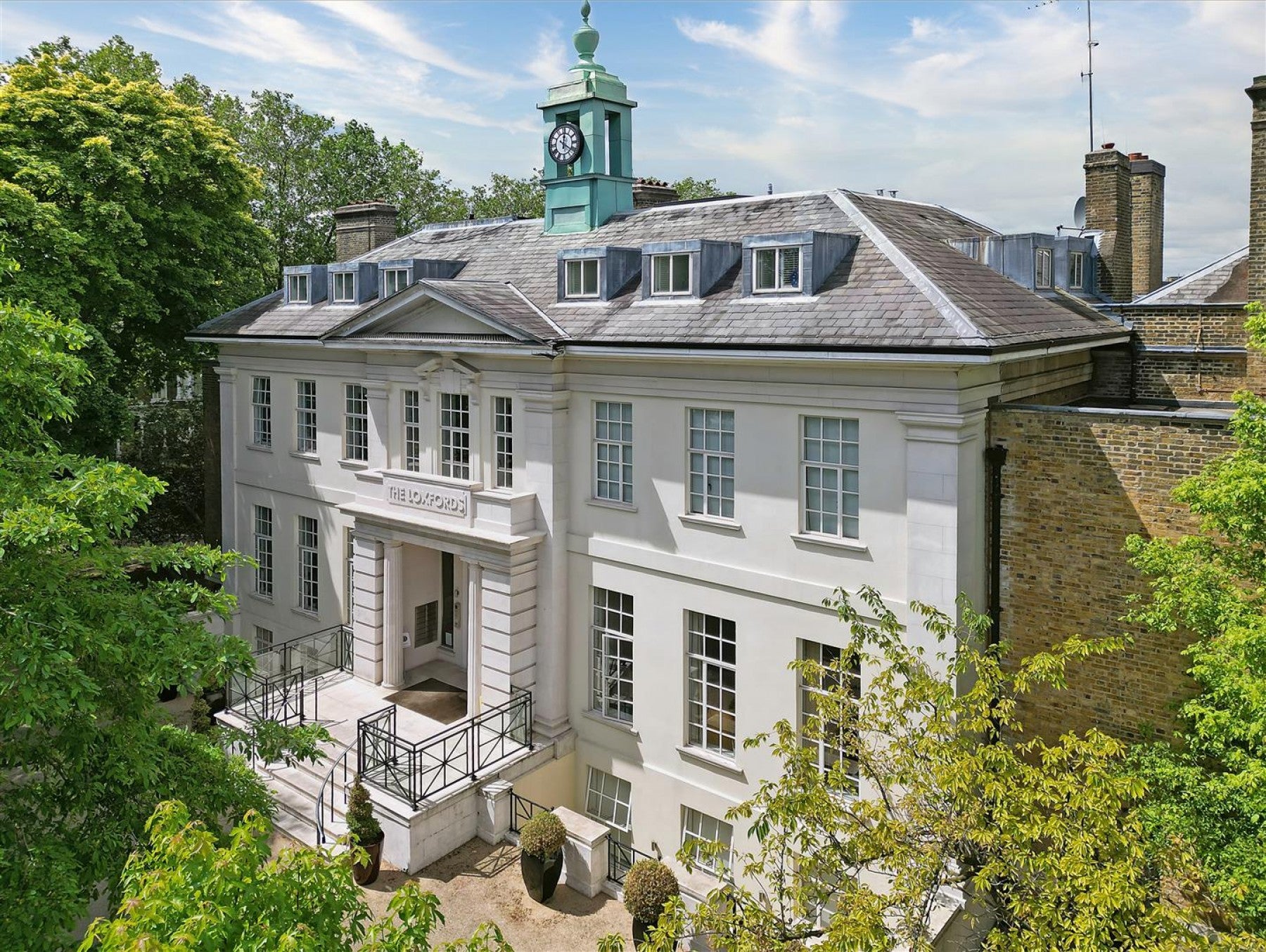 Flat Highbury Park in Greater London