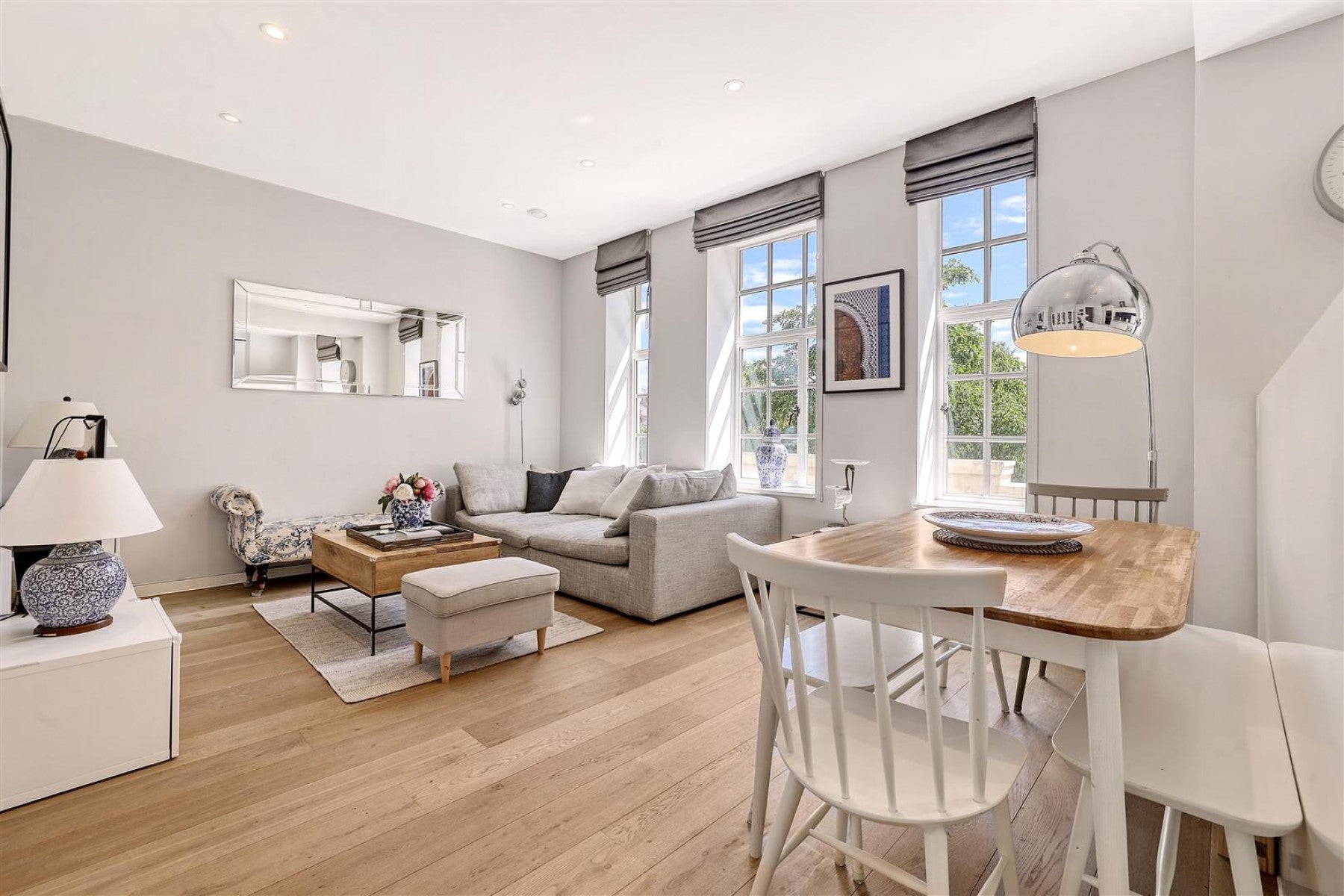 Flat Highbury Park in Greater London