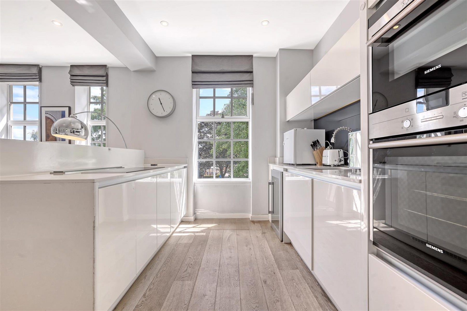 Flat Highbury Park in Greater London