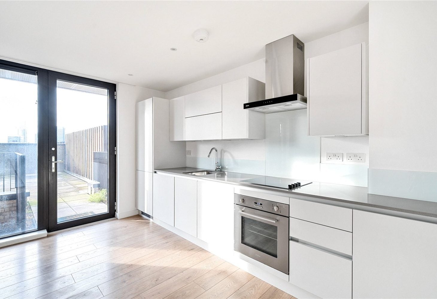 Flat Forrester Way in Greater London