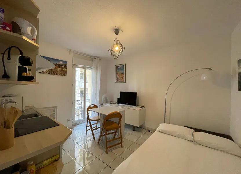 Chambre Rue Paul Valéry à Nice