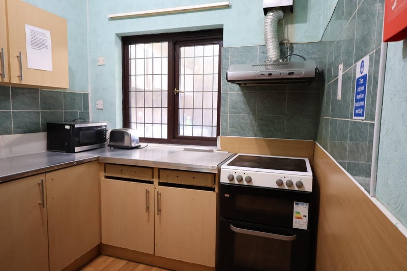 Room Handsworth Wood Road in Birmingham