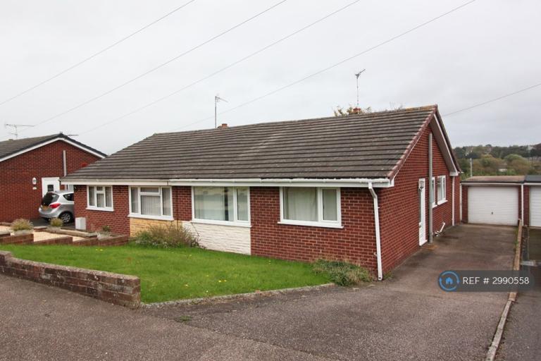 House Rowan Way in Exeter