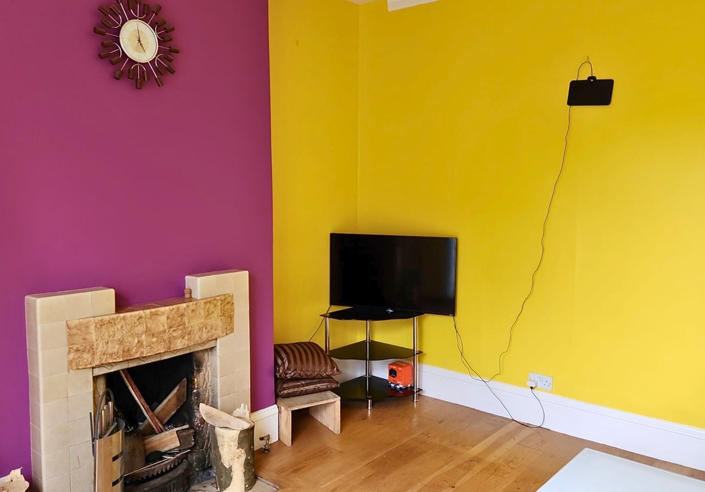 Room Nutfield Road in Greater London