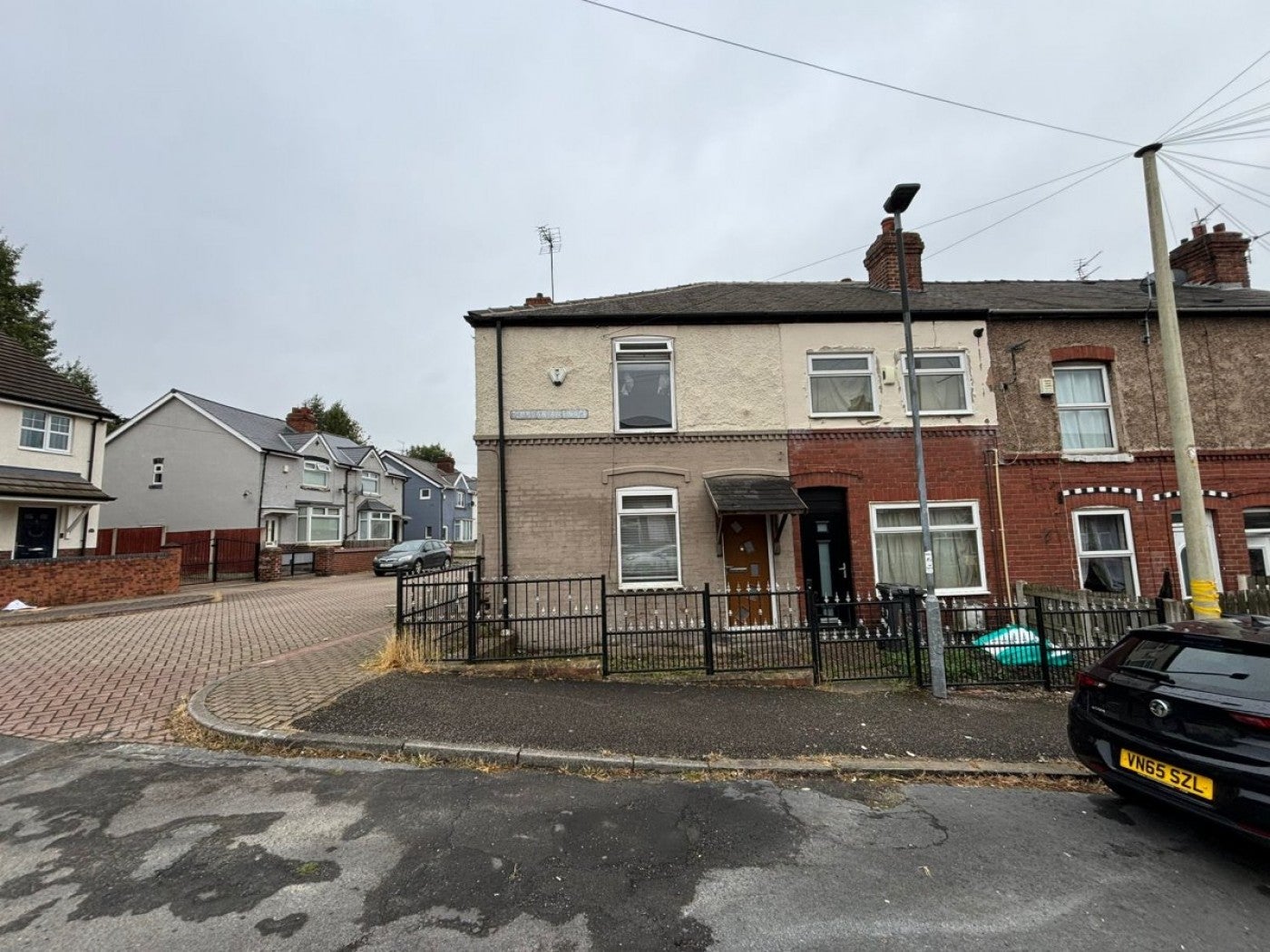 House Poplar Avenue in Barnsley