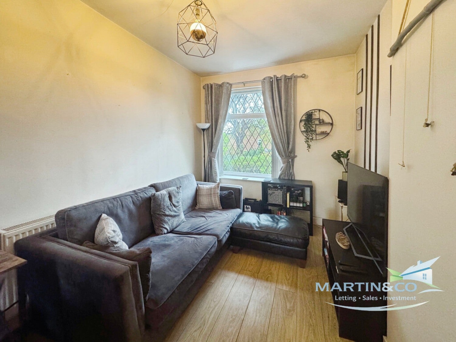 Flat Cooper Street in Rochdale