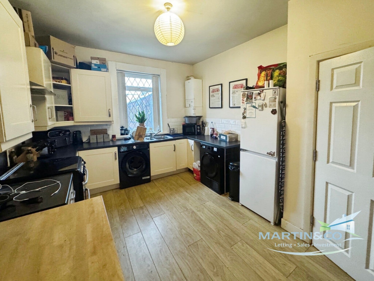 Flat Cooper Street in Rochdale