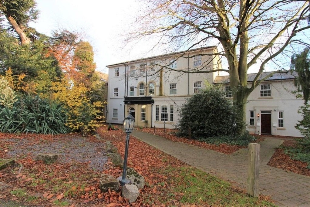 Flat Burton Road in Derby