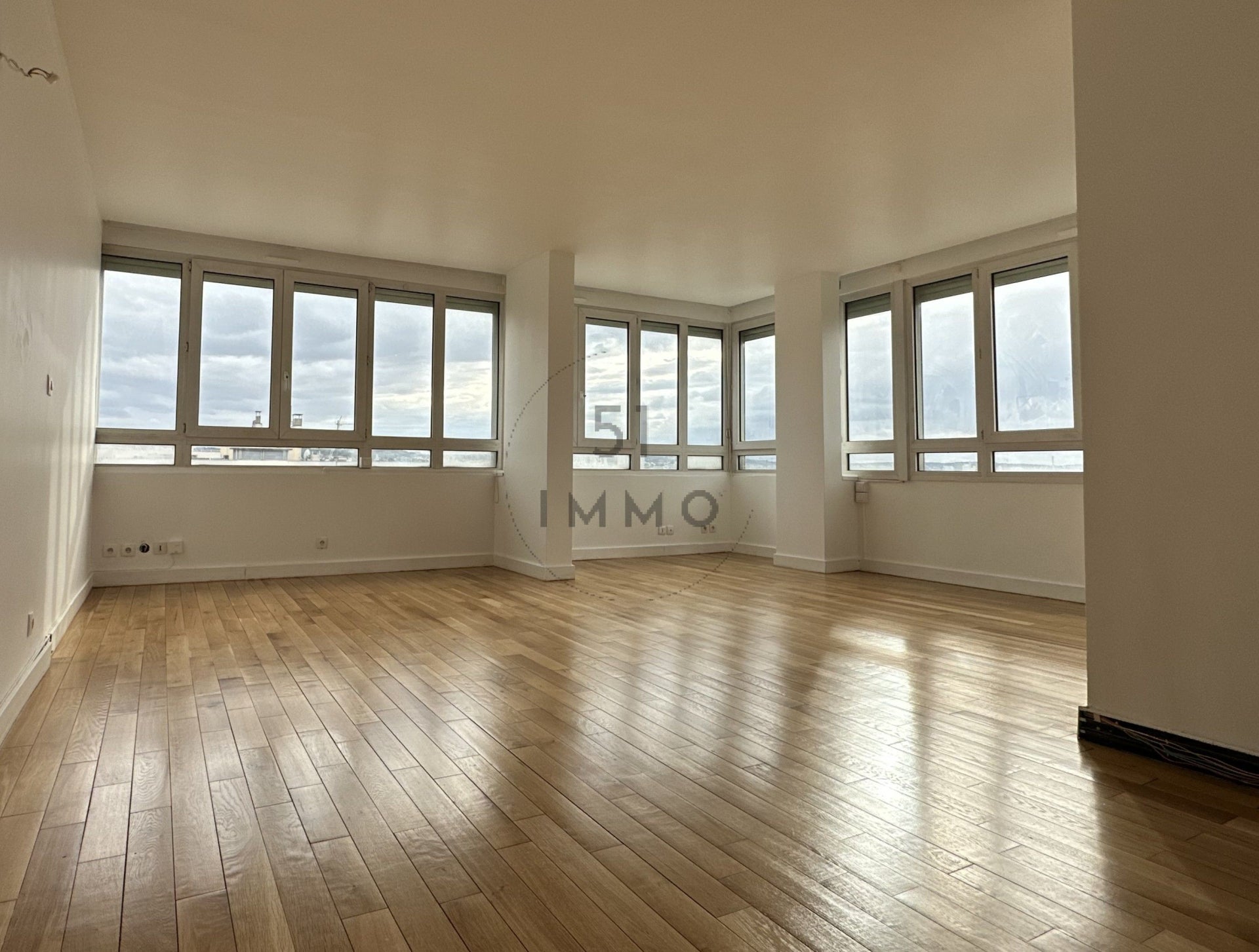 Flat Rue Louis Vicat in Paris