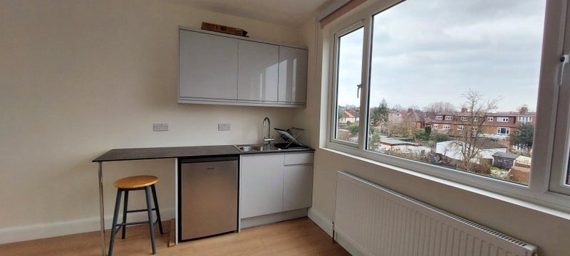 Room Grasmere Avenue in Greater London