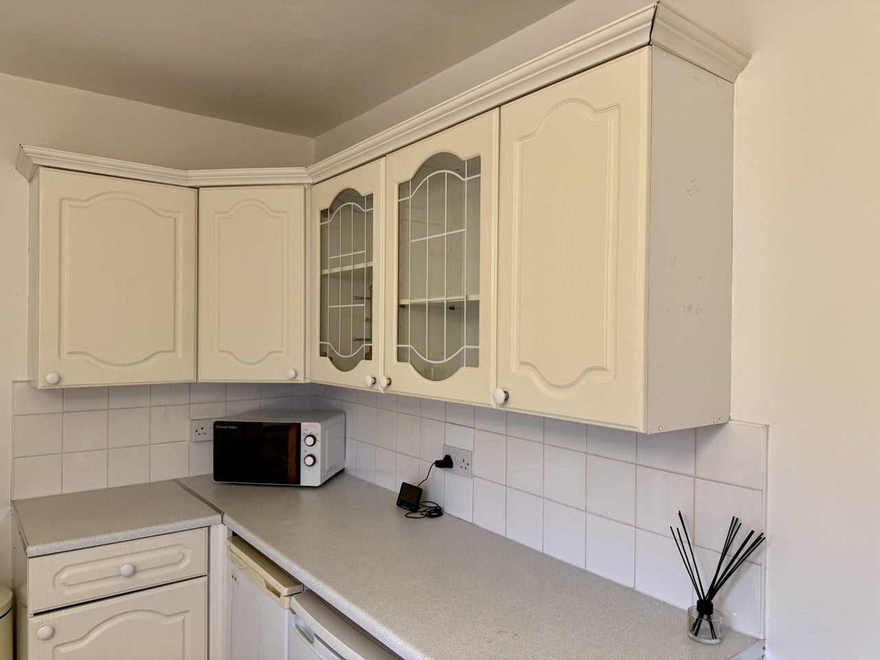 Flat Thorburn Square in Greater London